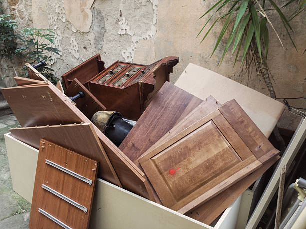 Best Retail Junk Removal  in Wesley Hills, NY